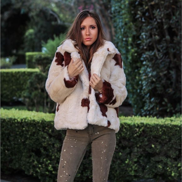 Cow print faux fur coat - Picture 2 of 3